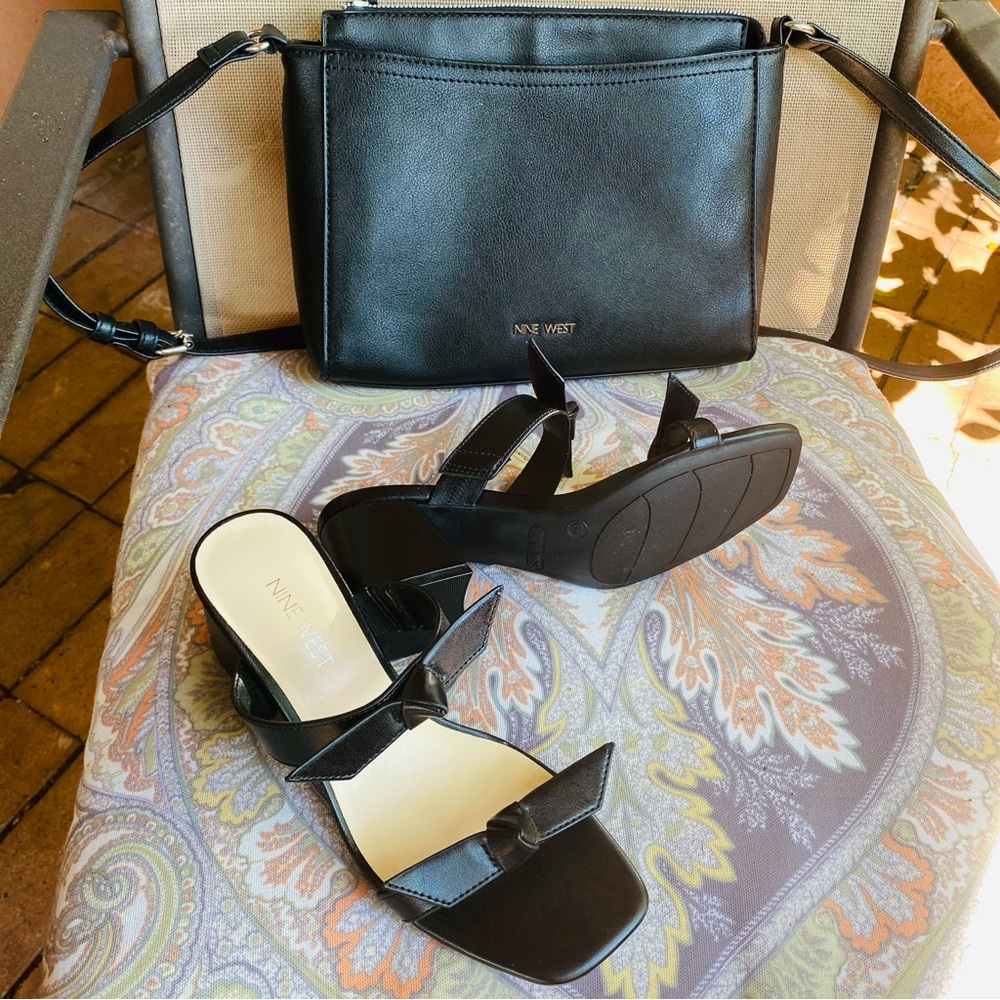 Nine West Black Leather Bow-Detail Mules